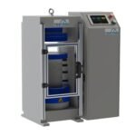 Compression testing machine 3000kN with all-welded frame
